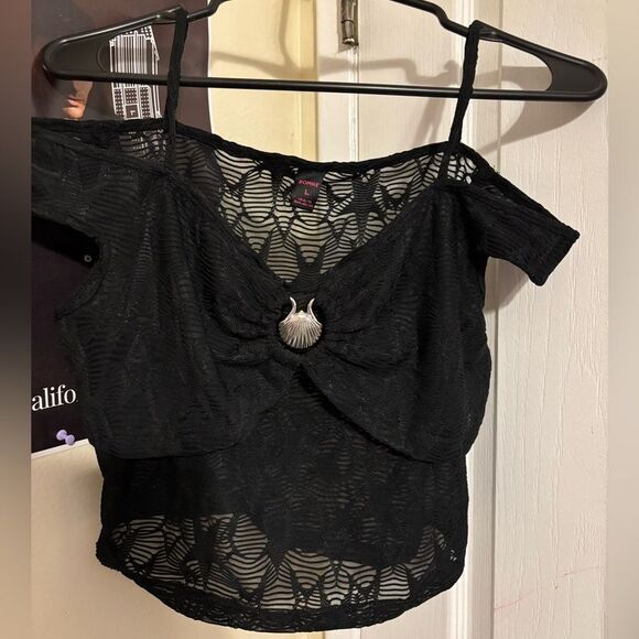 ROMWE Black Sheer Lace Camisole - Picture 1 of 3